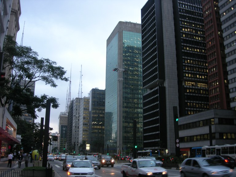 Avenida Paulista - Centro económico financiero de Sao Paulo